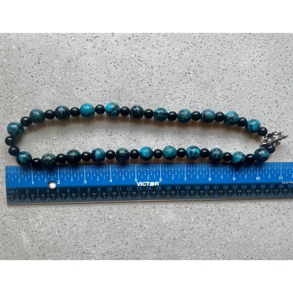 Handcrafted 22" Hand-Painted Glass Bead Necklace With Elegant Toggle Clasp - Picture 2 of 6